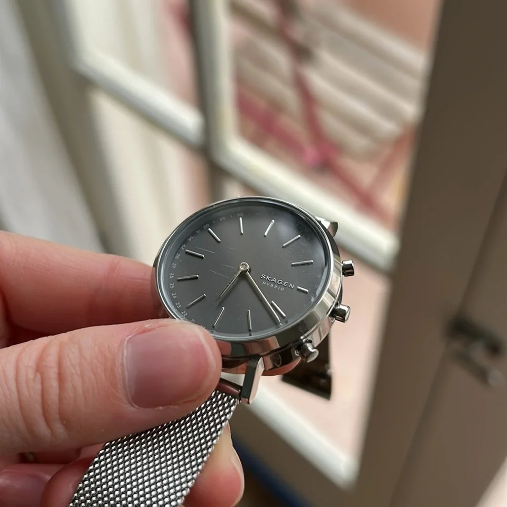 Skagen Smart Watch Silver Mesh Strap Watch